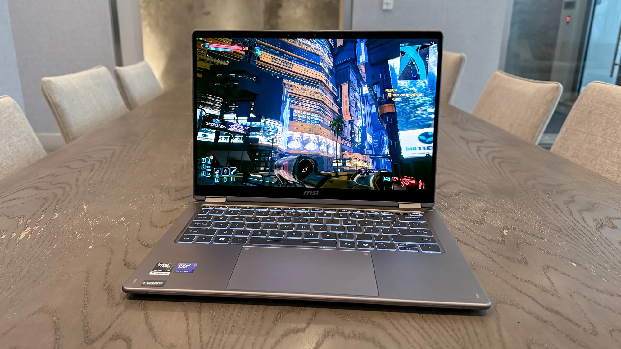 MSI Prestige 14 Flip AI+ playing Cyberpunk 2077