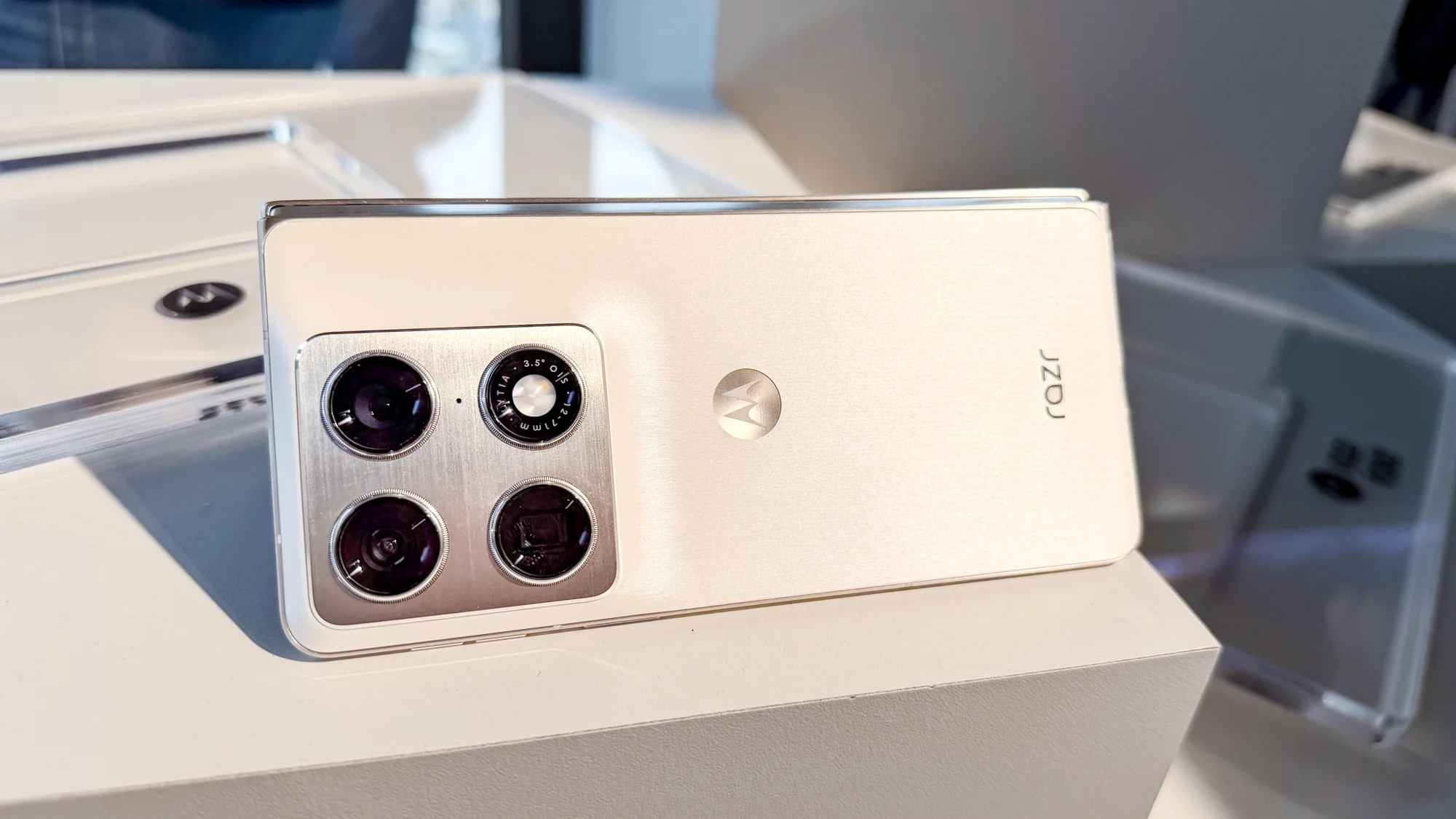 Moto Razr Fold back, tented position